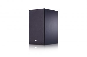 Este es el sencillo subwoofer de la LG SJ4