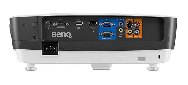 BenQ MU706