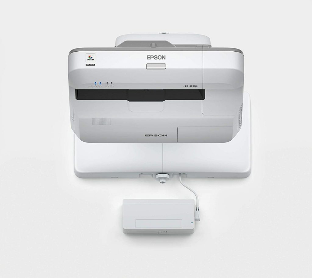 Epson EB-696Ui