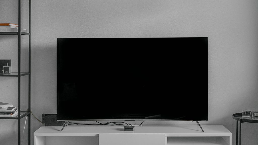 3 accesorios imprescindibles para tu televisor