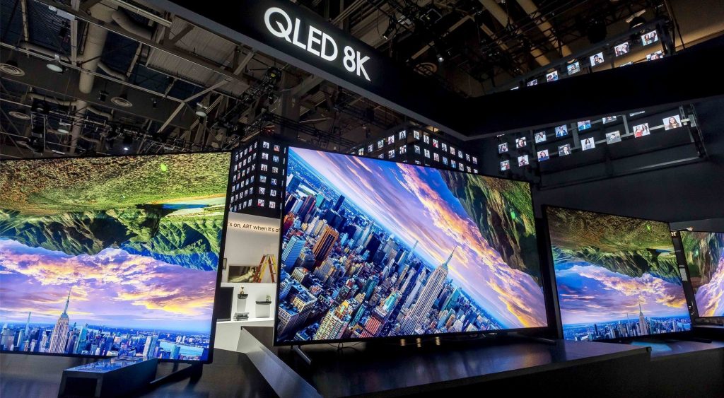 La presentación de los televisores QLED 8K ha venido cargadita